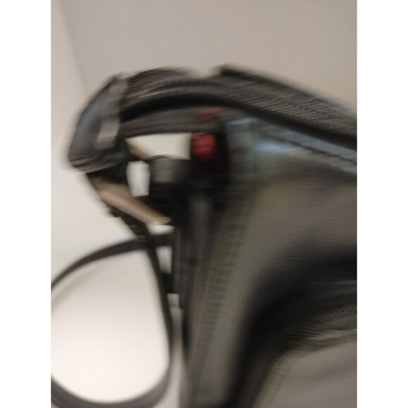 Liz Claiborne Black Shoulder Bag With Adjustable Strap p1 - Picture 15 of 16